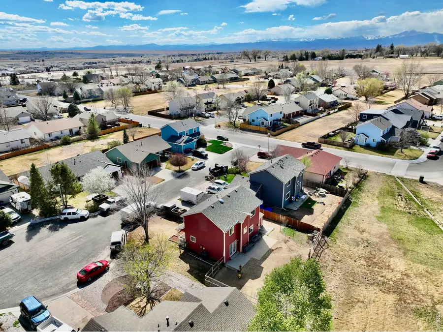 2105 Kiersi Ct, Johnstown, CO 80534 - #3