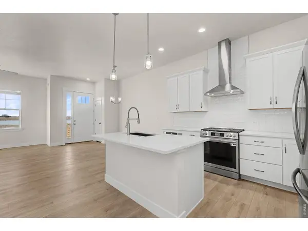 4216 Trapper Lake Dr, Loveland, CO 80538