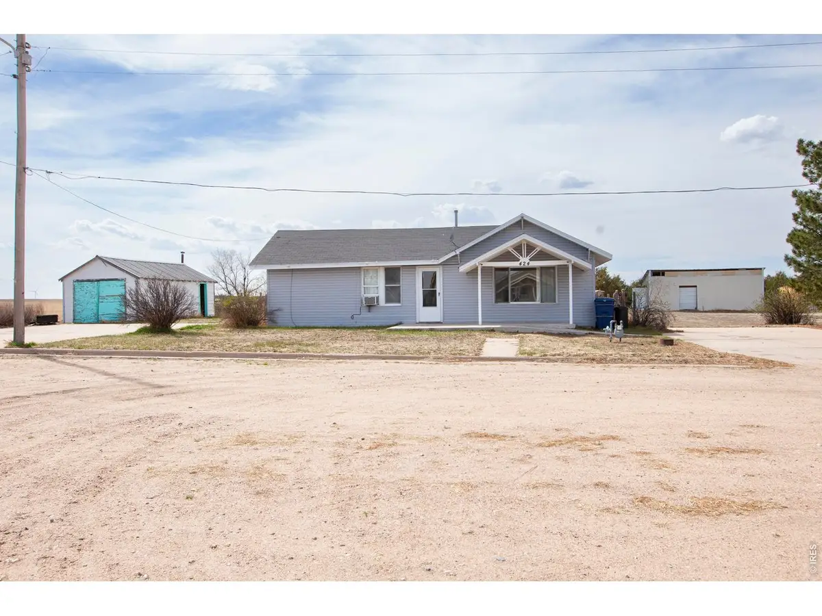 424 S Lincoln Ave, Fleming, CO 80728 - #1