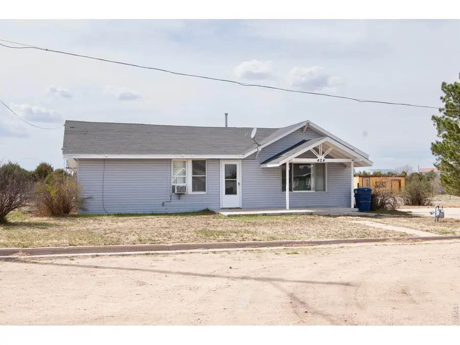 424 S Lincoln Ave, Fleming, CO 80728 - #2