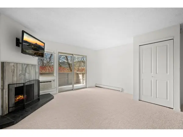 3120 Corona Trl #L-206, Boulder, CO 80301