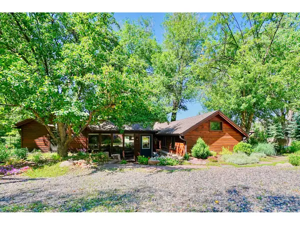 11 Red Gulch Rd, Lyons, CO 80540