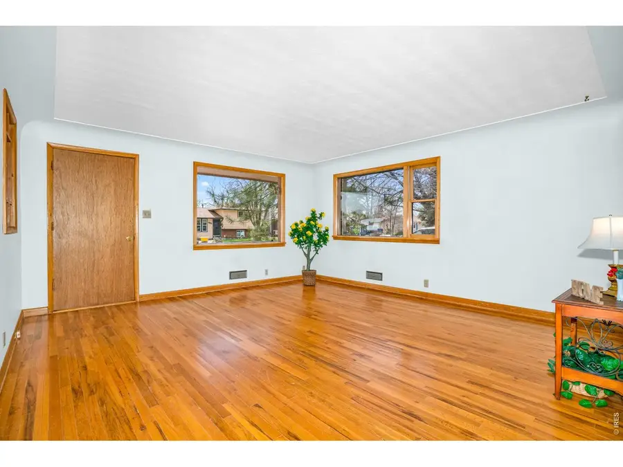 543 W 9th St, Loveland, CO 80537 - #3