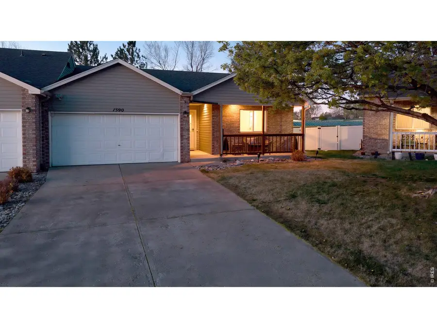 1590 10th Sw St, Loveland, CO 80537 - #2