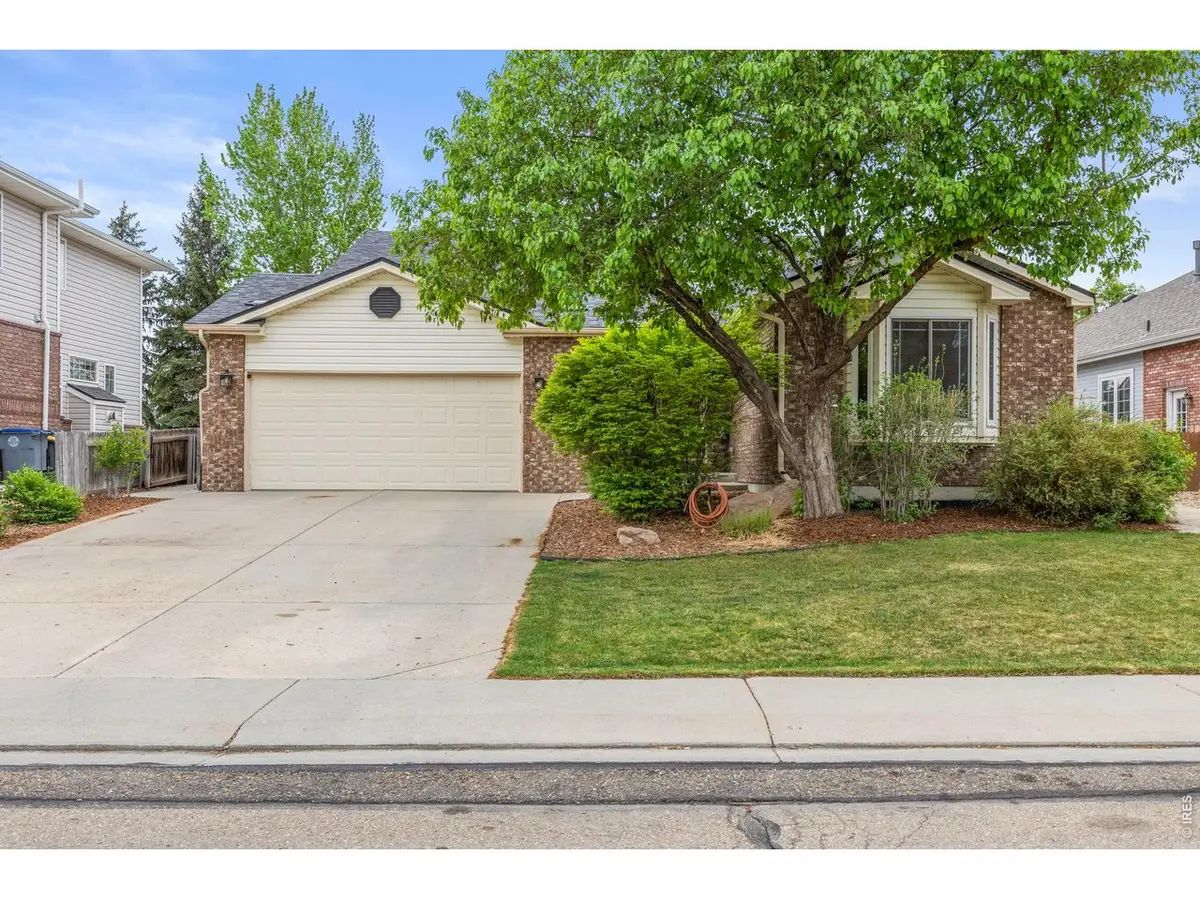 2517 Falcon Dr, Longmont, CO 80503 - #1