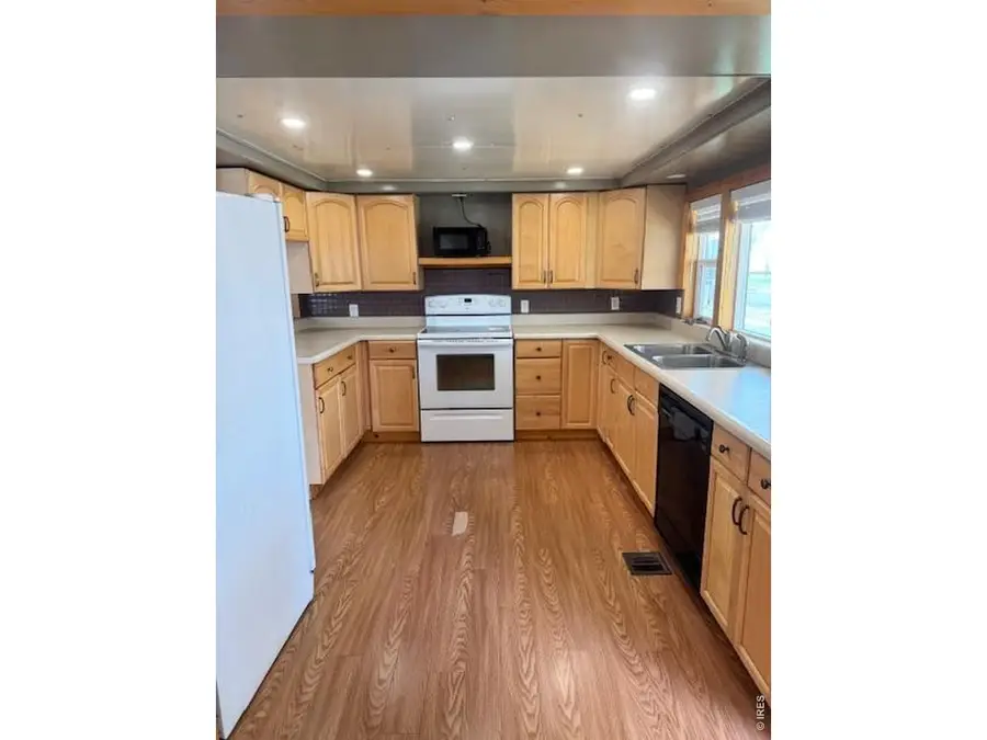 241 W Chase St, Haxtun, CO 80731 - #2