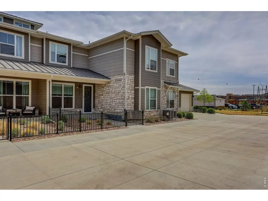 330 High Point Dr #B-105, Longmont, CO 80504 - #3