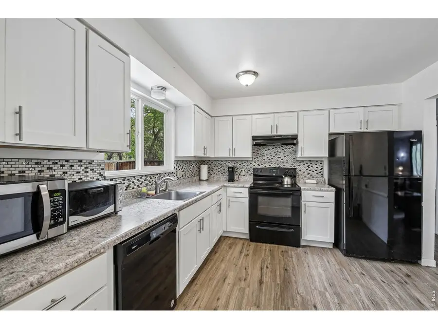 1720 Springfield Dr, Fort Collins, CO 80521 - #3
