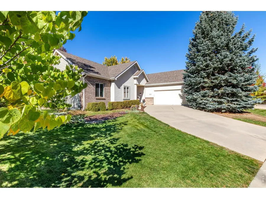 1670 Stove Prairie Cir, Loveland, CO 80538 - #2