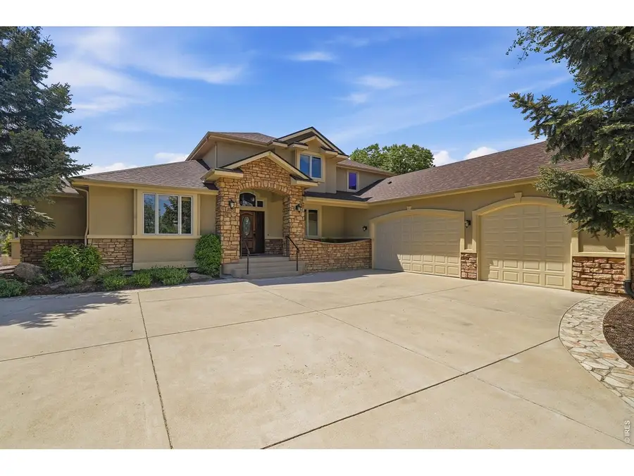 8903 Prairie Knoll Dr, Longmont, CO 80503 - #3