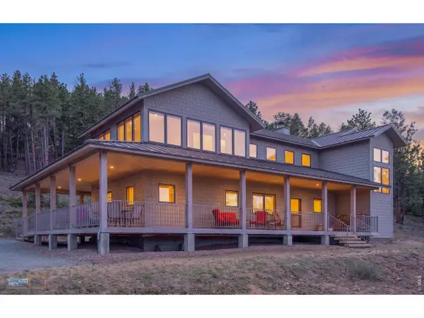 942 Spruce Dr, Lyons, CO 80540