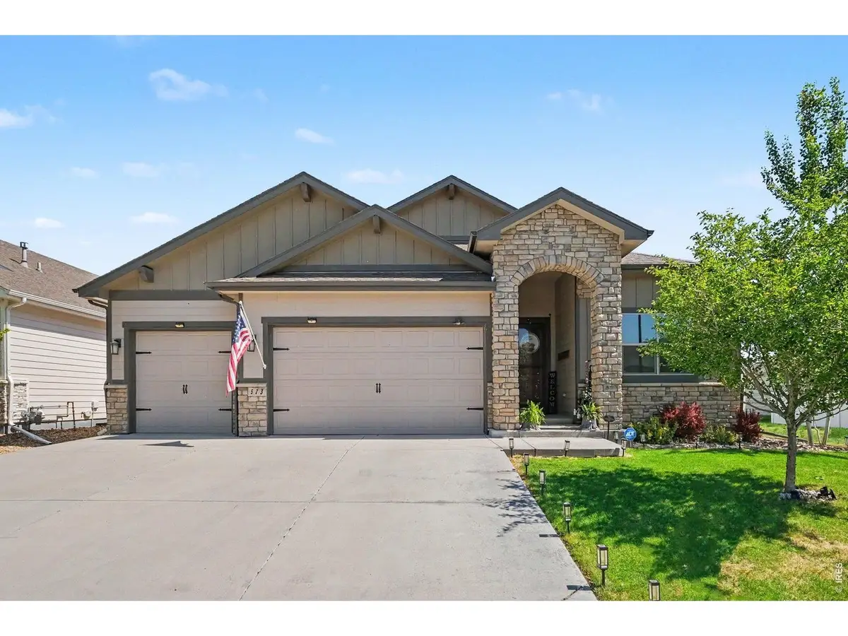 573 Vermilion Peak Dr, Windsor, CO 80550 - #1