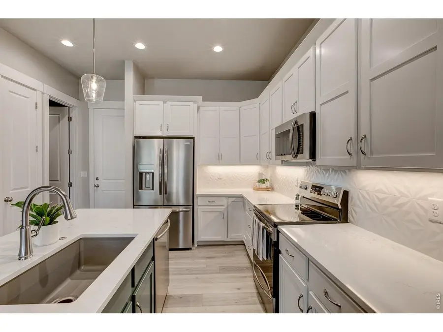 158 High Point Dr, Longmont, CO 80504 - #2