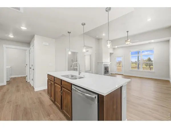 265 High Point Dr #306, Longmont, CO 80504