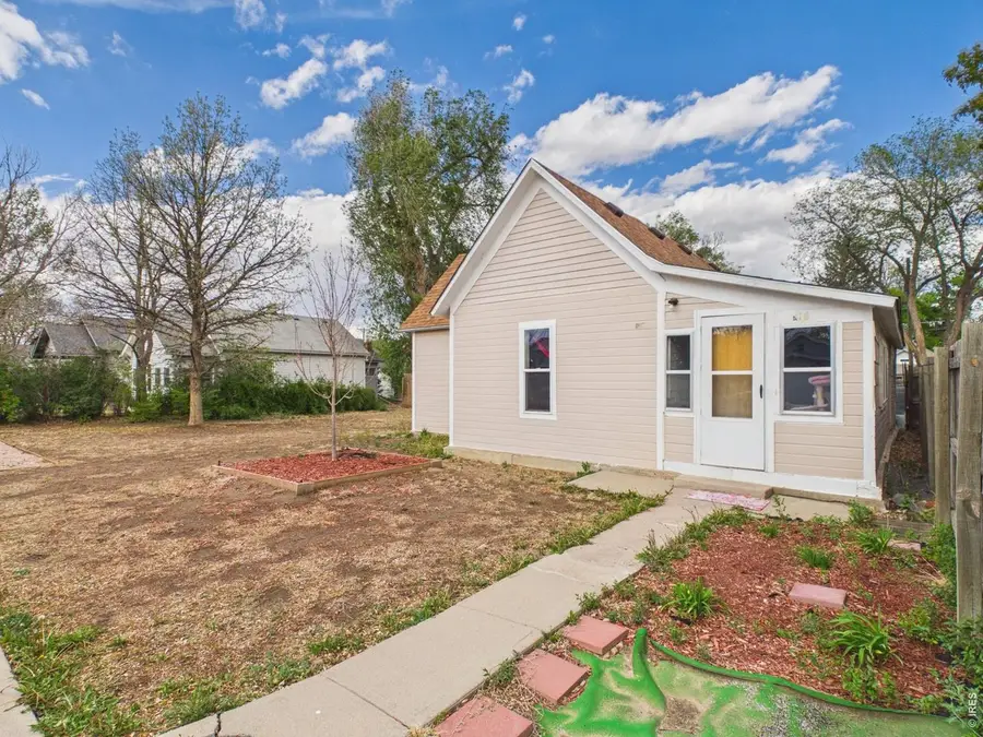 413 Park Ave, Eaton, CO 80615 - #3