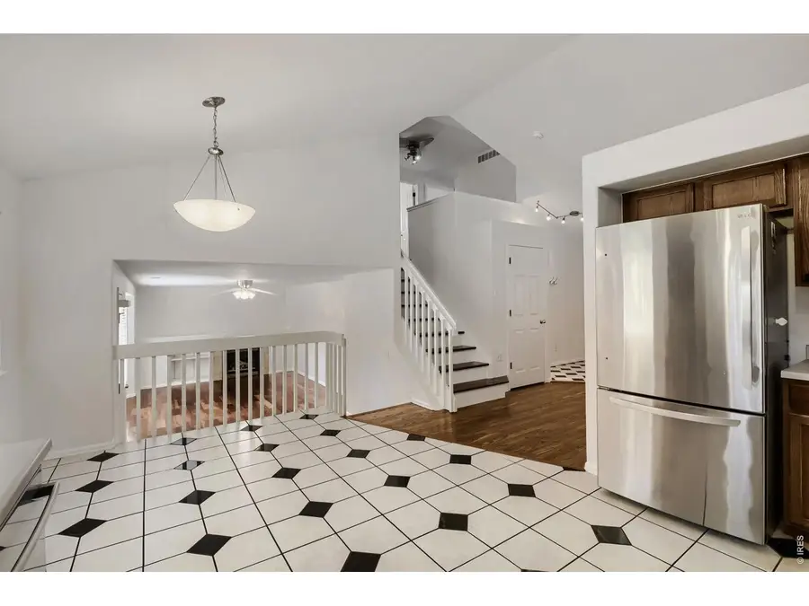 1633 Deerwood Dr, Longmont, CO 80504 - #3