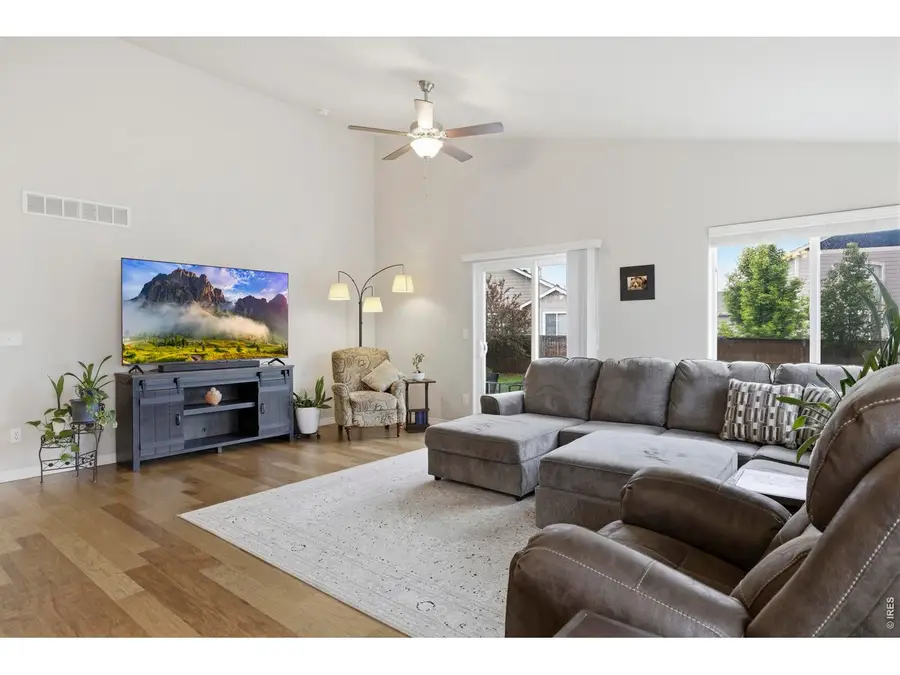 1869 Egnar St, Loveland, CO 80538 - #3