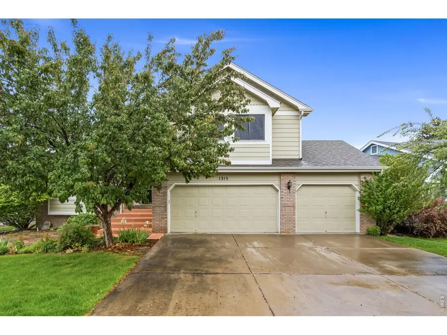 1315 Salem St, Fort Collins, CO 80525 - #2