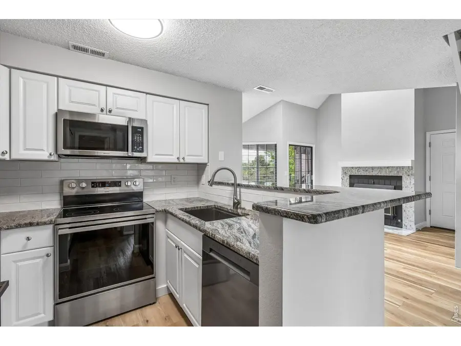 844 S Vance St #F, Lakewood, CO 80226 - #2