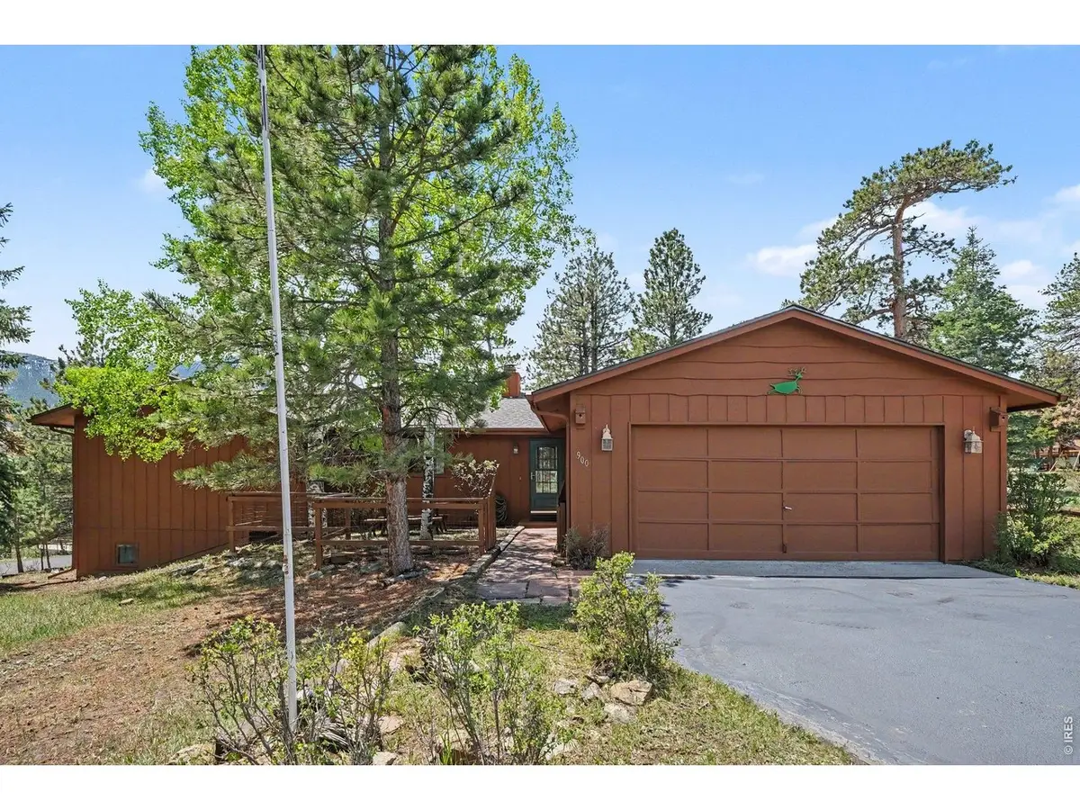 900 Scott Ave, Estes Park, CO 80517 - #1