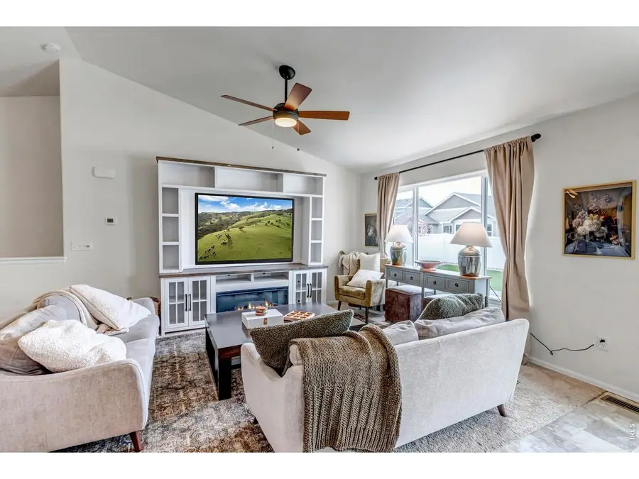 945 Maplebrook Dr, Windsor, CO 80550 - #2