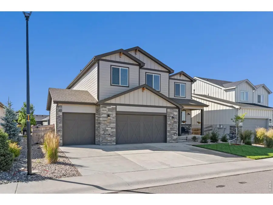 709 Hillspire Dr, Windsor, CO 80550 - #2