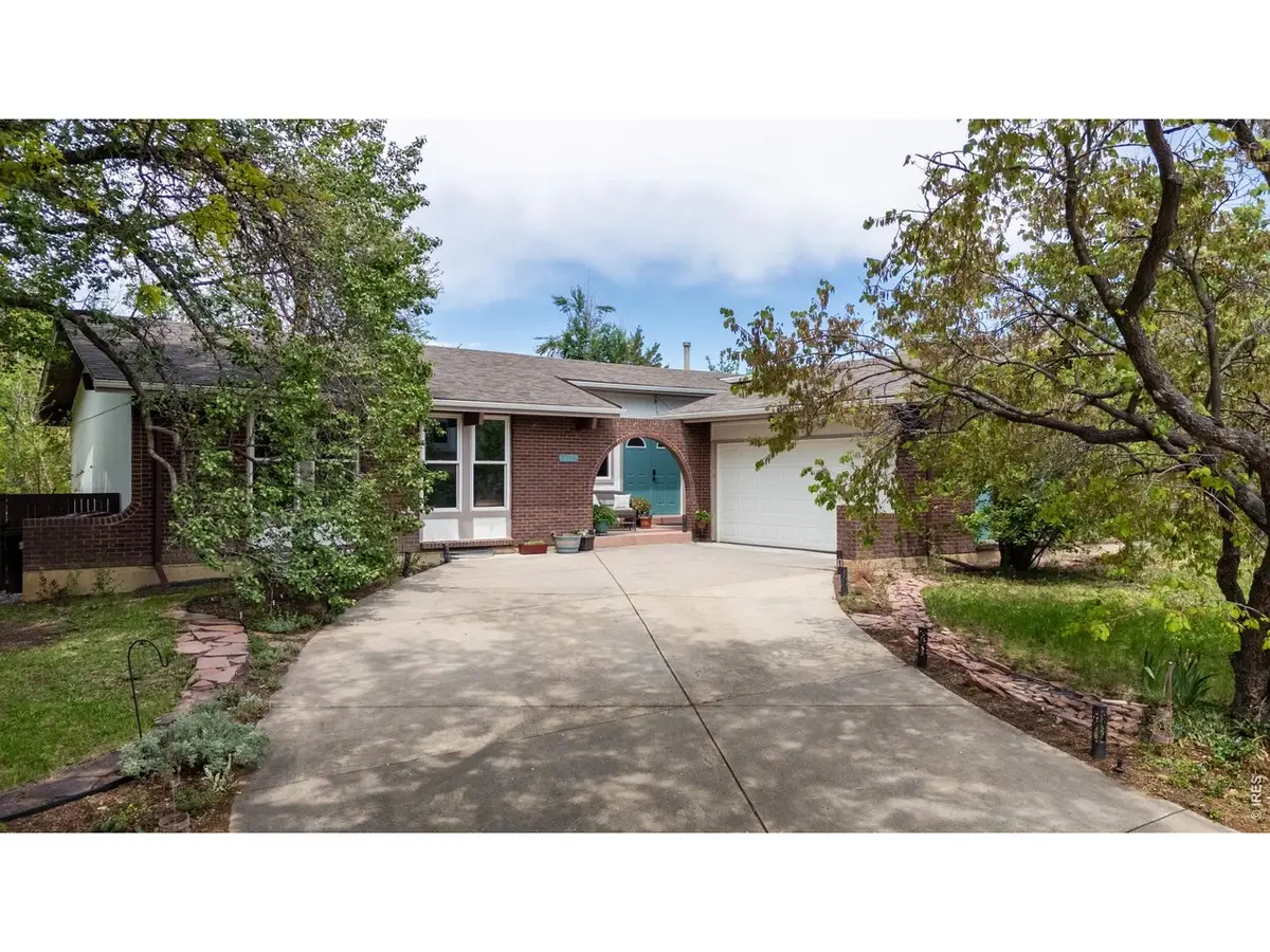 7715 Essex Pl, Boulder, CO 80301 - #1