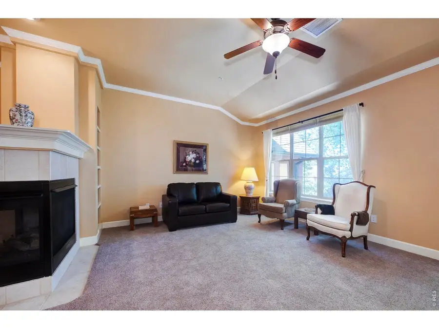 1379 Charles Dr #B-B4, Longmont, CO 80503 - #2