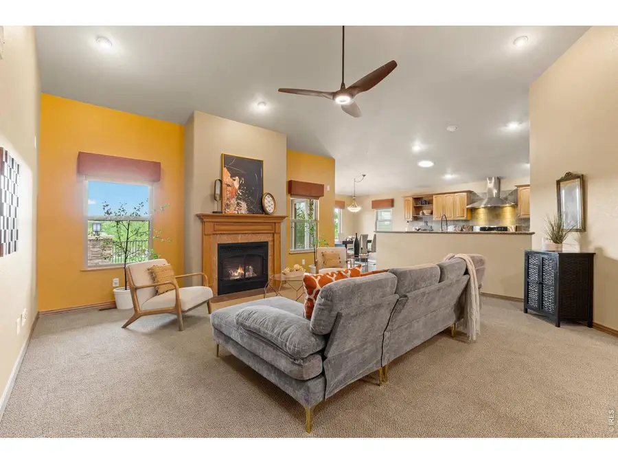 945 Crabapple Dr, Loveland, CO 80538 - #3