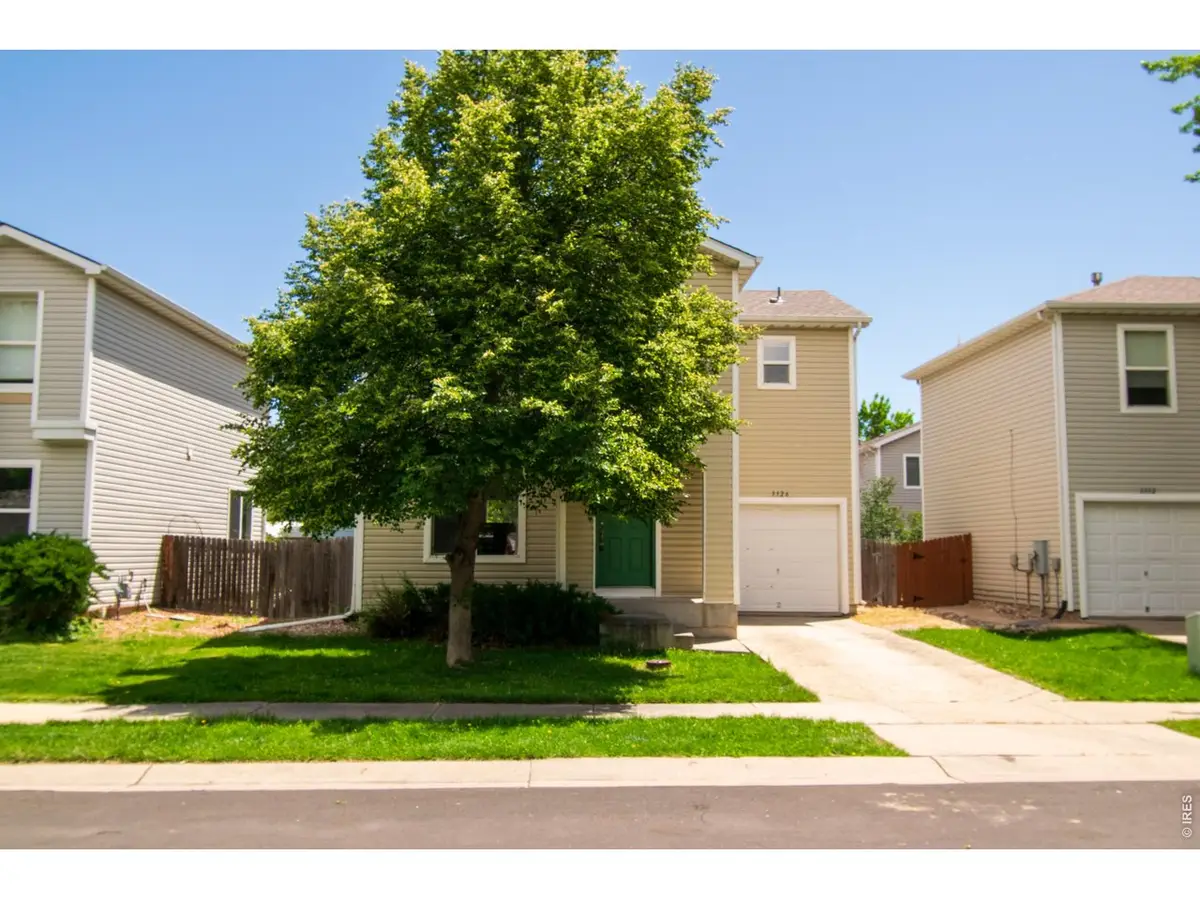 3326 Warren Farm Dr, Fort Collins, CO 80526 - #1