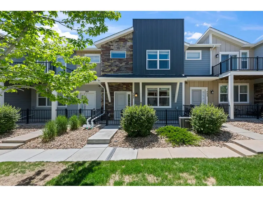 747 Robert St, Longmont, CO 80503 - #3