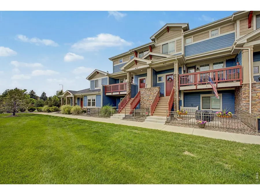615 Brennan Cir, Erie, CO 80516 - #2