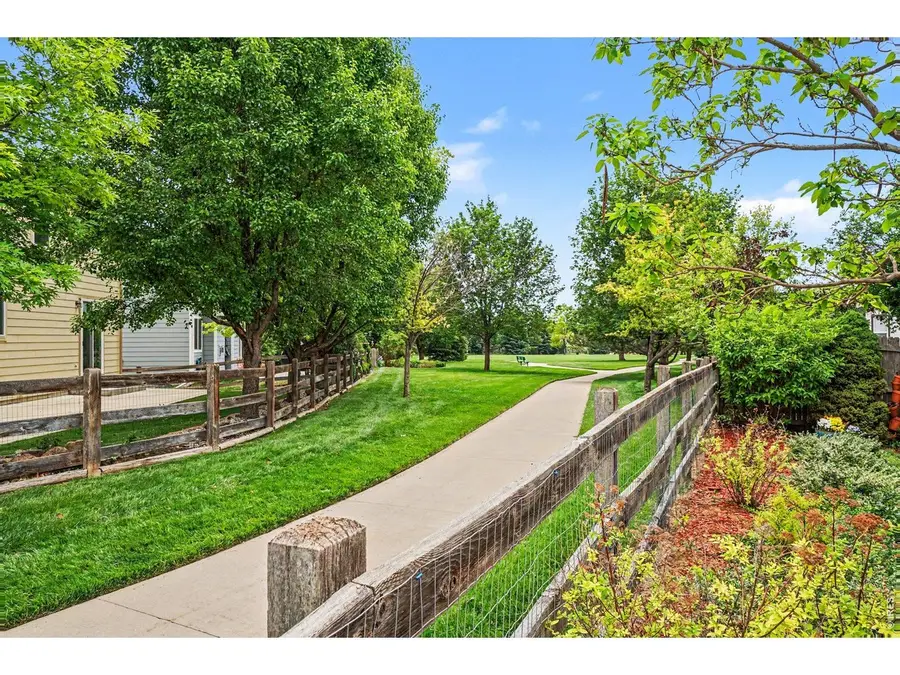 1926 Rannoch Dr, Longmont, CO 80504 - #2