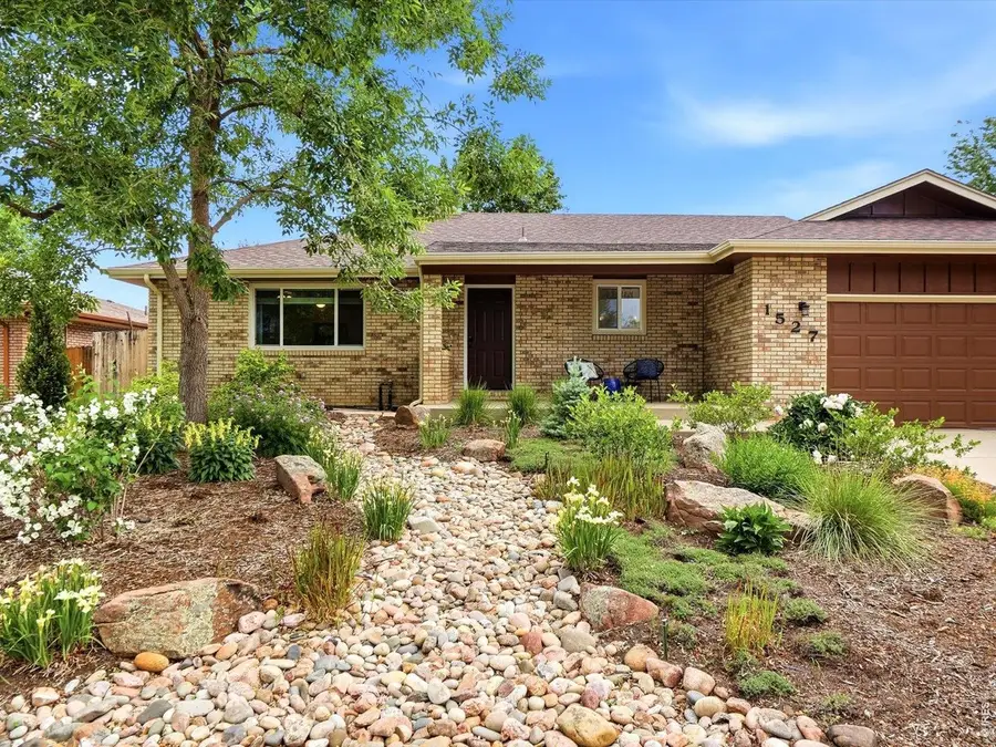 1527 Juniper St, Longmont, CO 80501 - #2