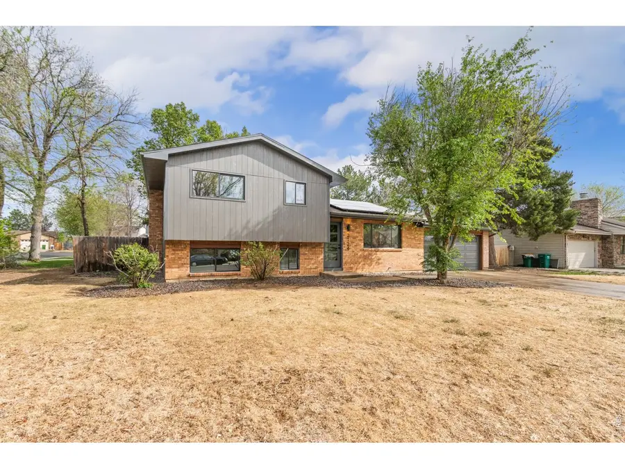 2124 Manchester Dr, Fort Collins, CO 80526 - #2