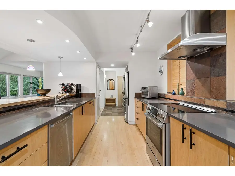 299 Spruce Ct, Boulder, CO 80302 - #3