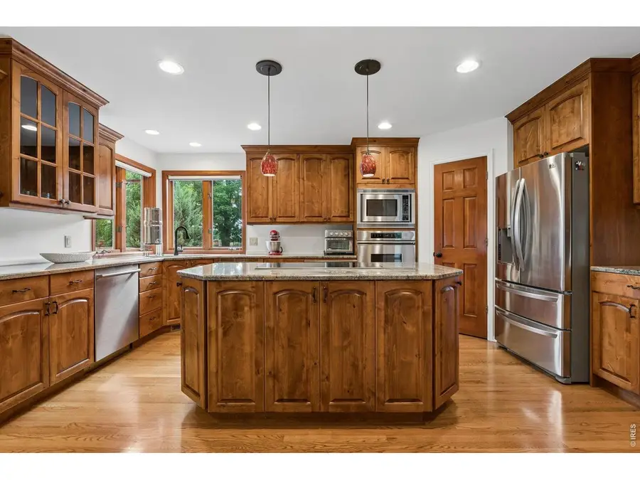 6852 Peppertree Dr, Niwot, CO 80503 - #2