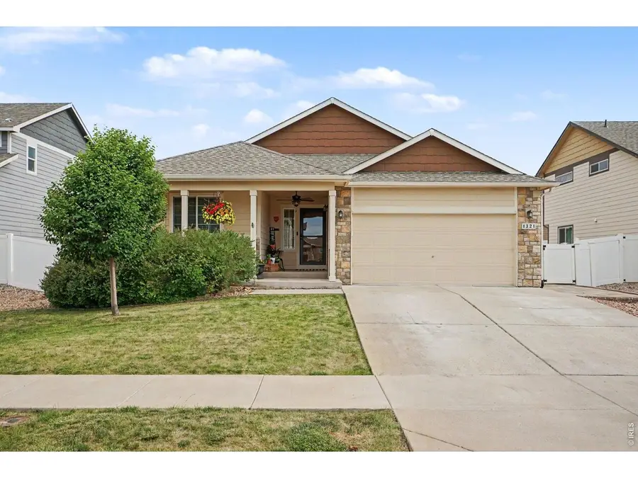 1321 Woodcock St, Berthoud, CO 80513 - #2