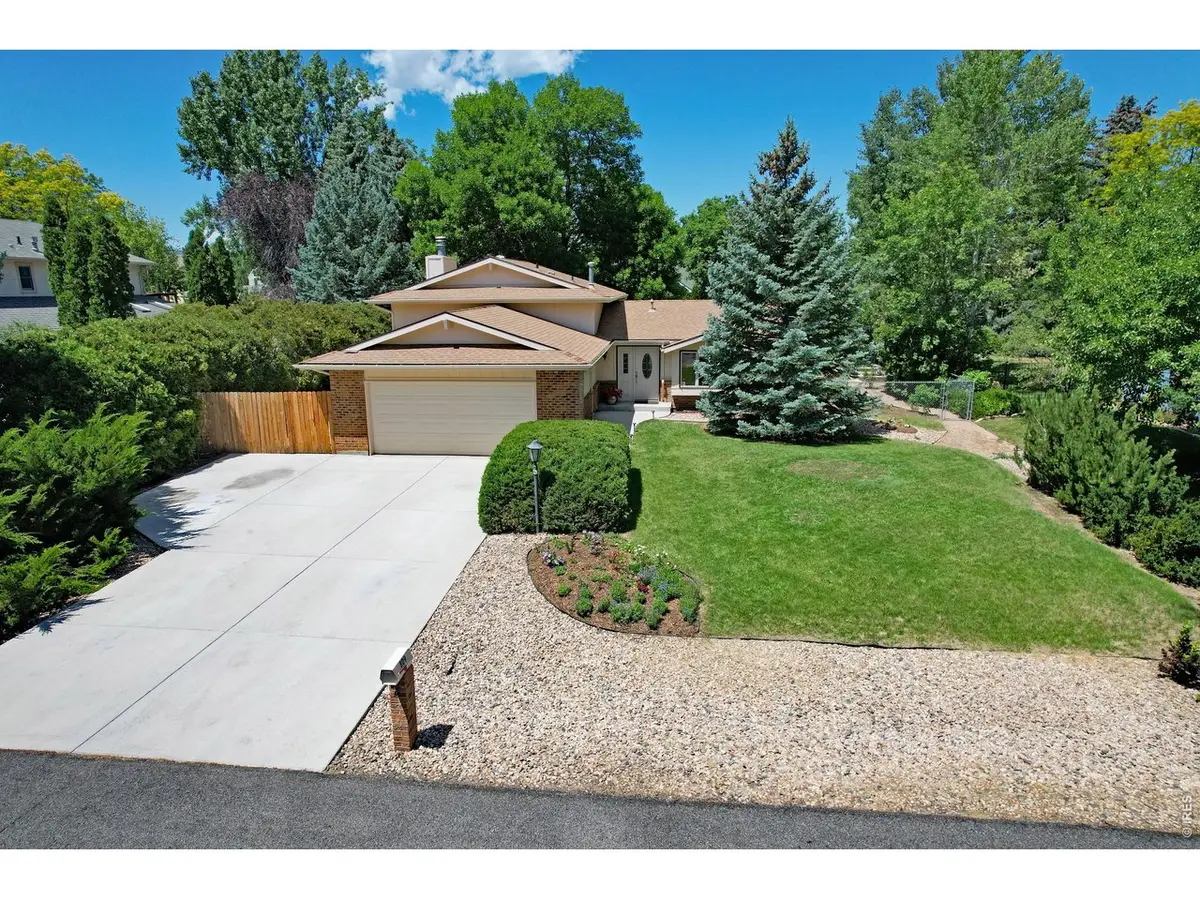 809 E Ridgecrest Rd, Fort Collins, CO 80524 - #1