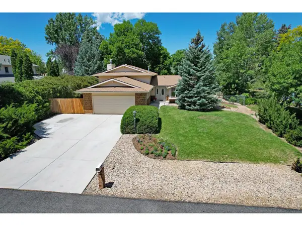 809 E Ridgecrest Rd, Fort Collins, CO 80524