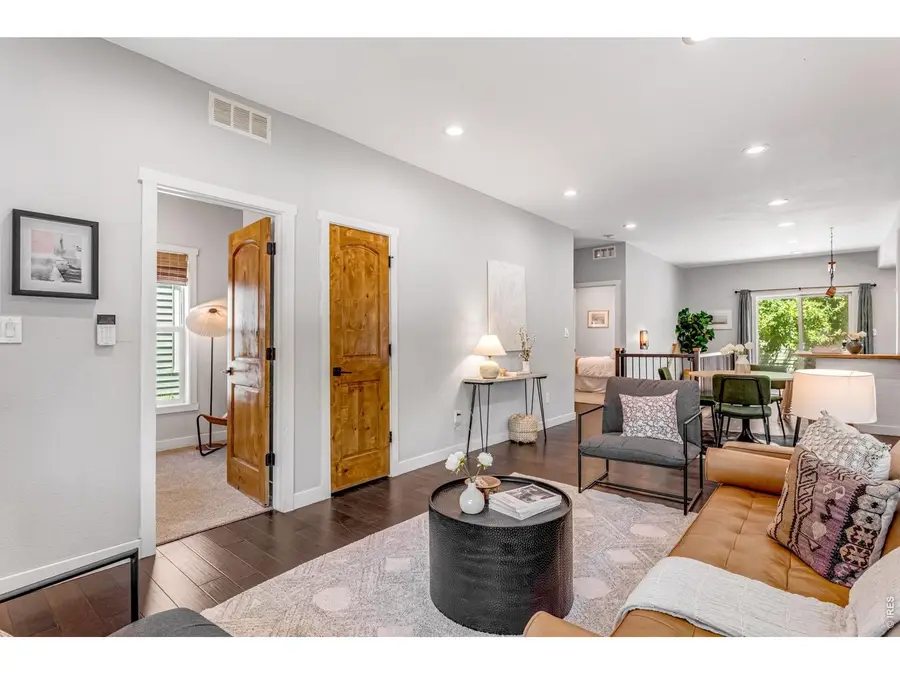 204 N Jefferson Ave, Loveland, CO 80537 - #3