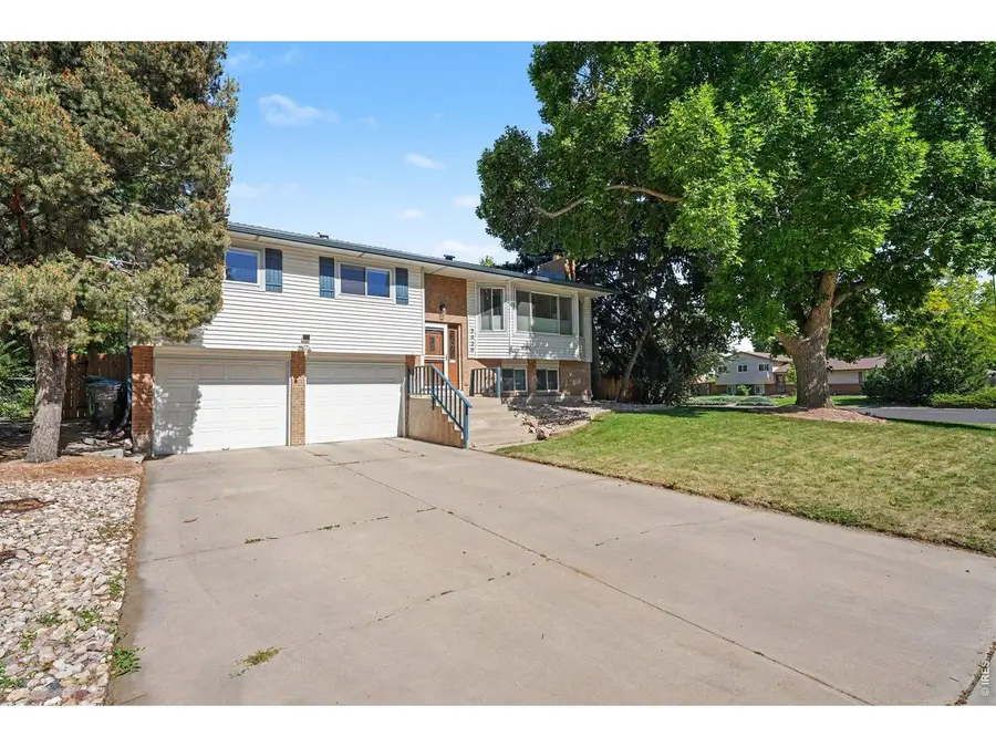 3020 Eagle Dr, Fort Collins, CO 80526 - #2