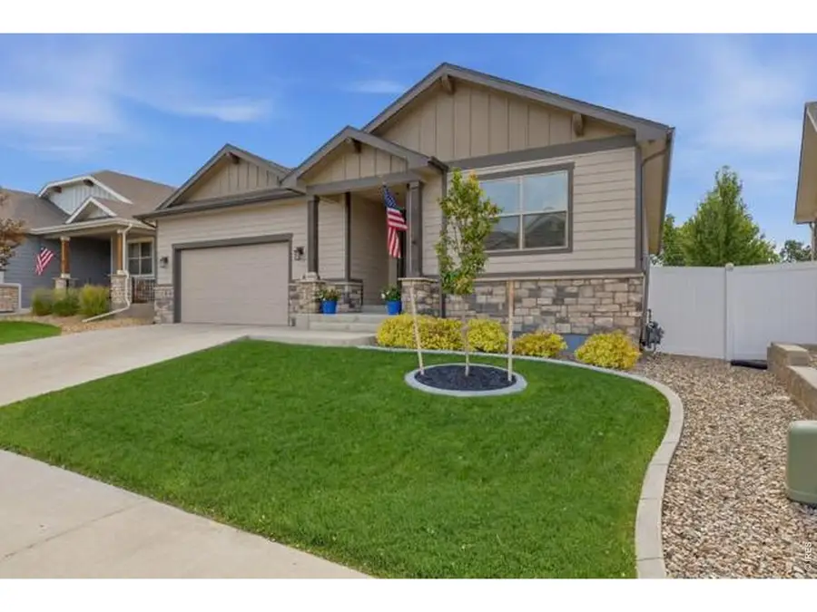 674 Vermilion Peak Dr, Windsor, CO 80550 - #3