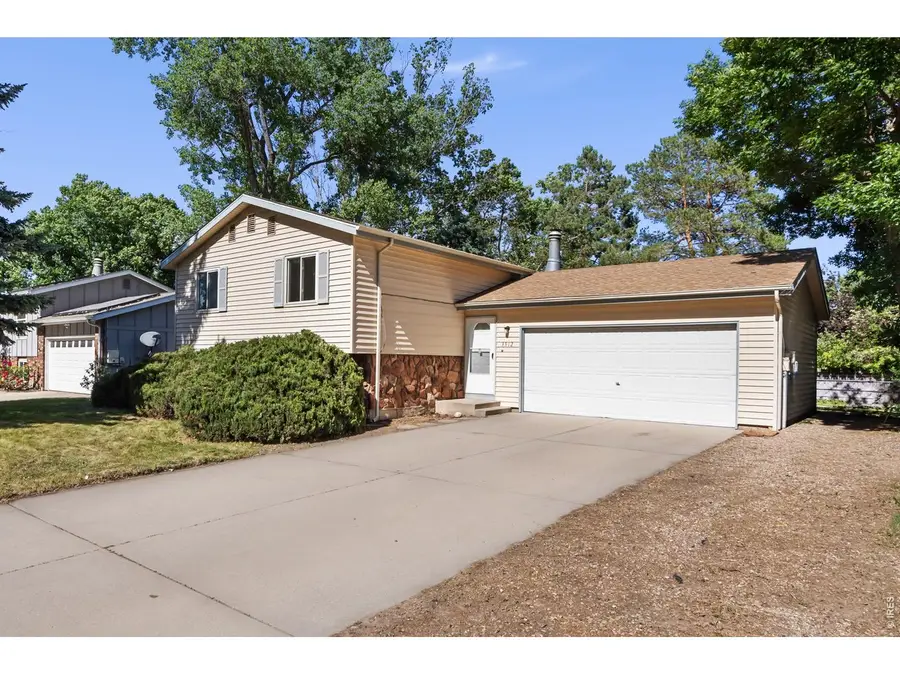 3512 Camelot Dr, Fort Collins, CO 80525 - #2
