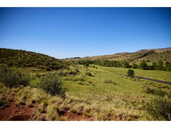 9852 Running Brook Ln, Loveland, CO 80538
