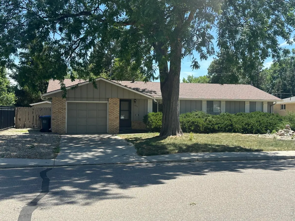 820 W 30th St, Loveland, CO 80538 - #1