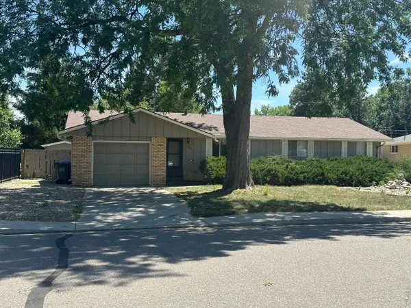820 W 30th St, Loveland, CO 80538