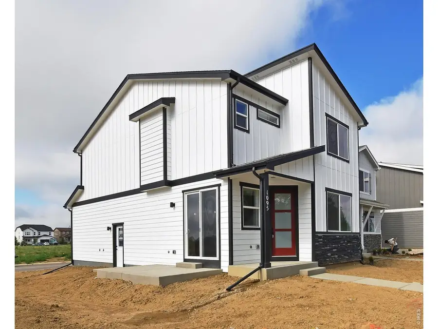 533 S 10th St, Berthoud, CO 80513 - #3
