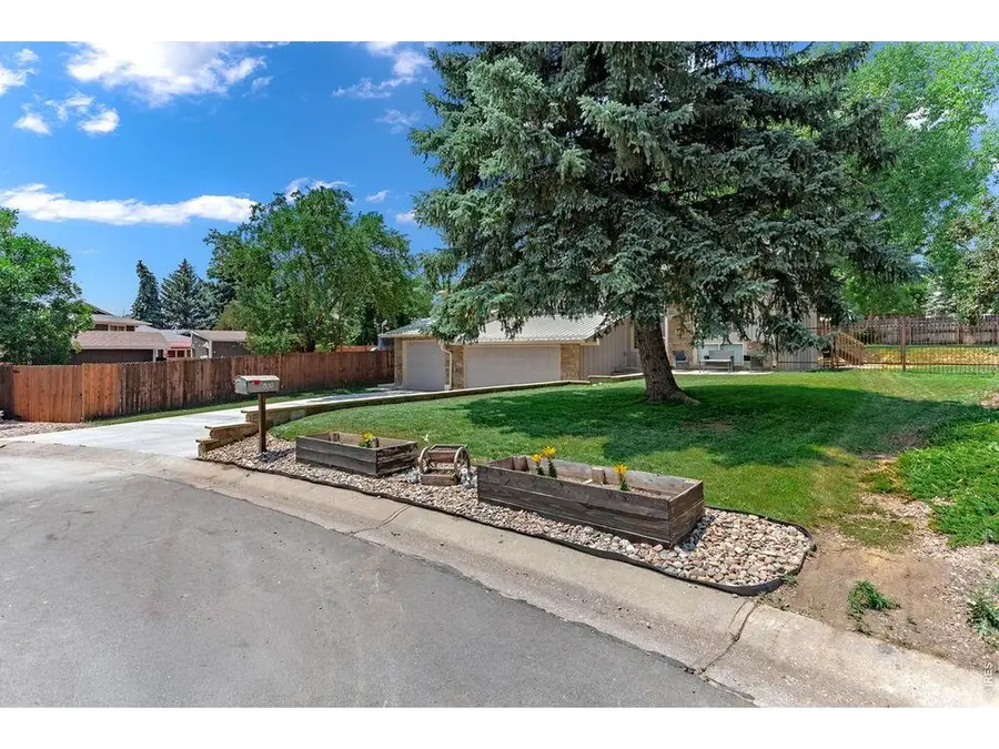 2509 Greenmont Dr, Fort Collins, CO 80524 - #2
