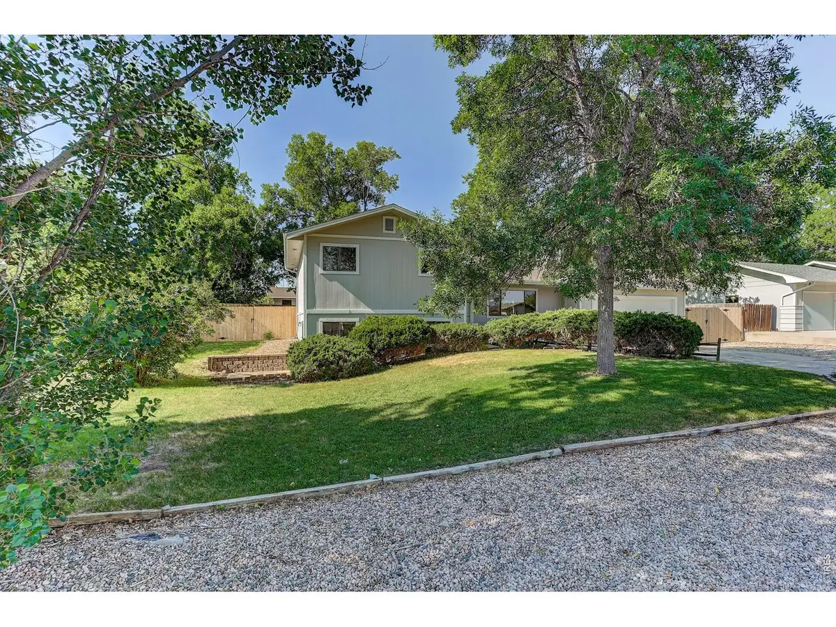 321 Diamond Dr, Fort Collins, CO 80525 - #1